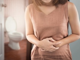 Průjem a zácpa v těhotenství – co pomáhá?