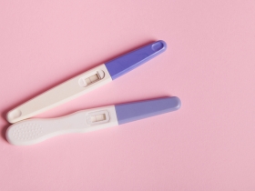 Co je biochemické těhotenství: Příznaky, příčiny a naděje na další početí